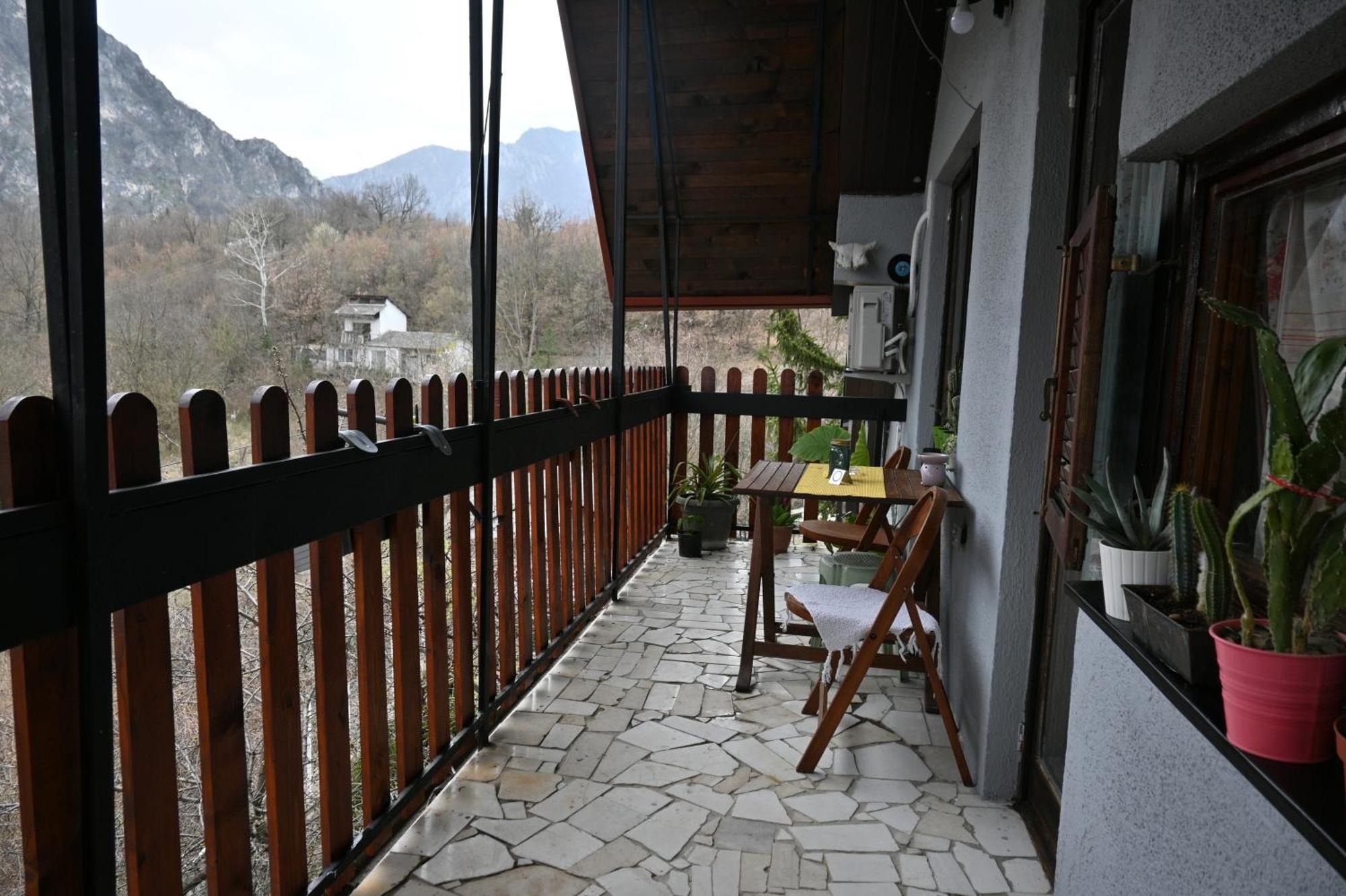 Canyon Matka Nature Apartments With A Terrace Skopje Extérieur photo